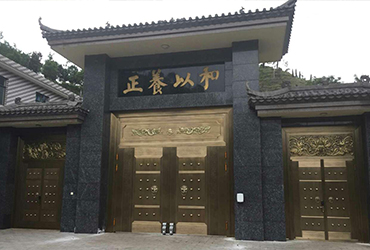 沈陽銅門廠家談談給銅門著色的注意事項! 沈陽銅門廠家談談給銅門著色的注意事項!